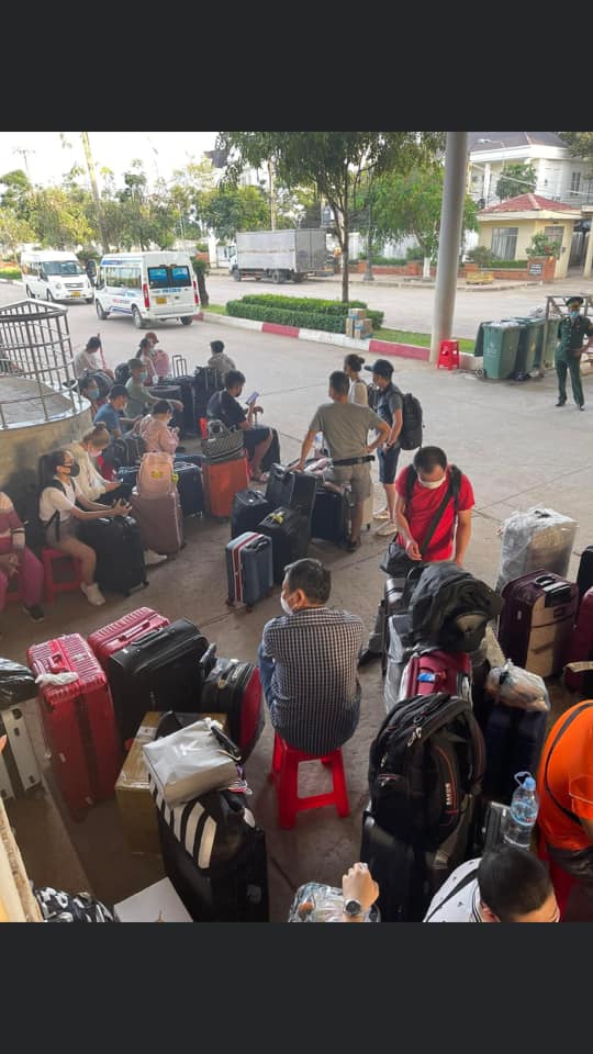 267730843 1586664238367929 959379522588049839 n - Xe đưa đón sân bay Phnom Penh về Việt Nam